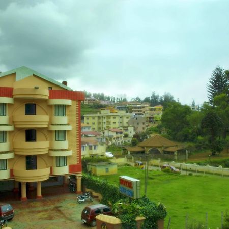 Hotel Blue Bird Ooty Ngoại thất bức ảnh