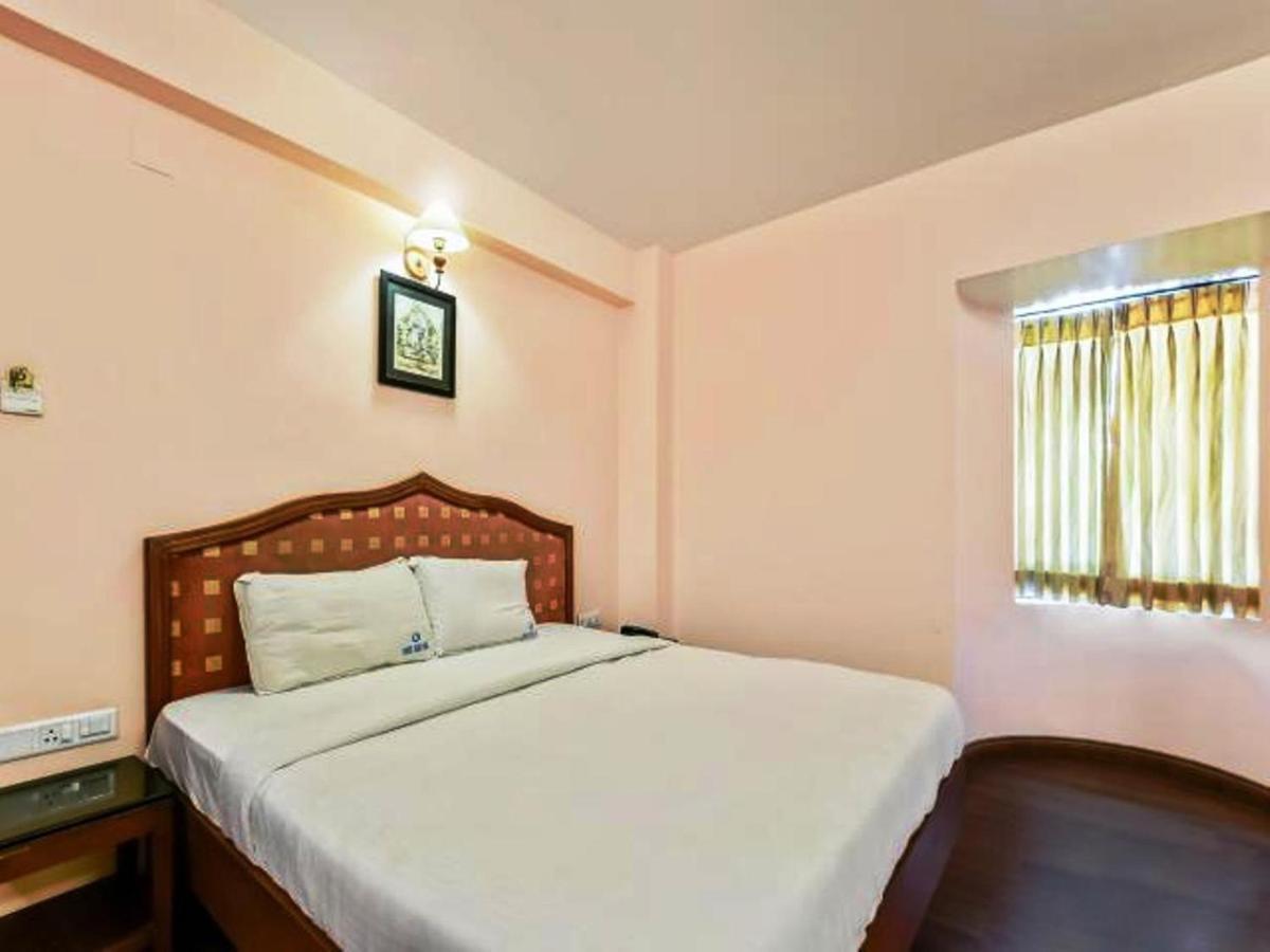Hotel Blue Bird Ooty Ngoại thất bức ảnh