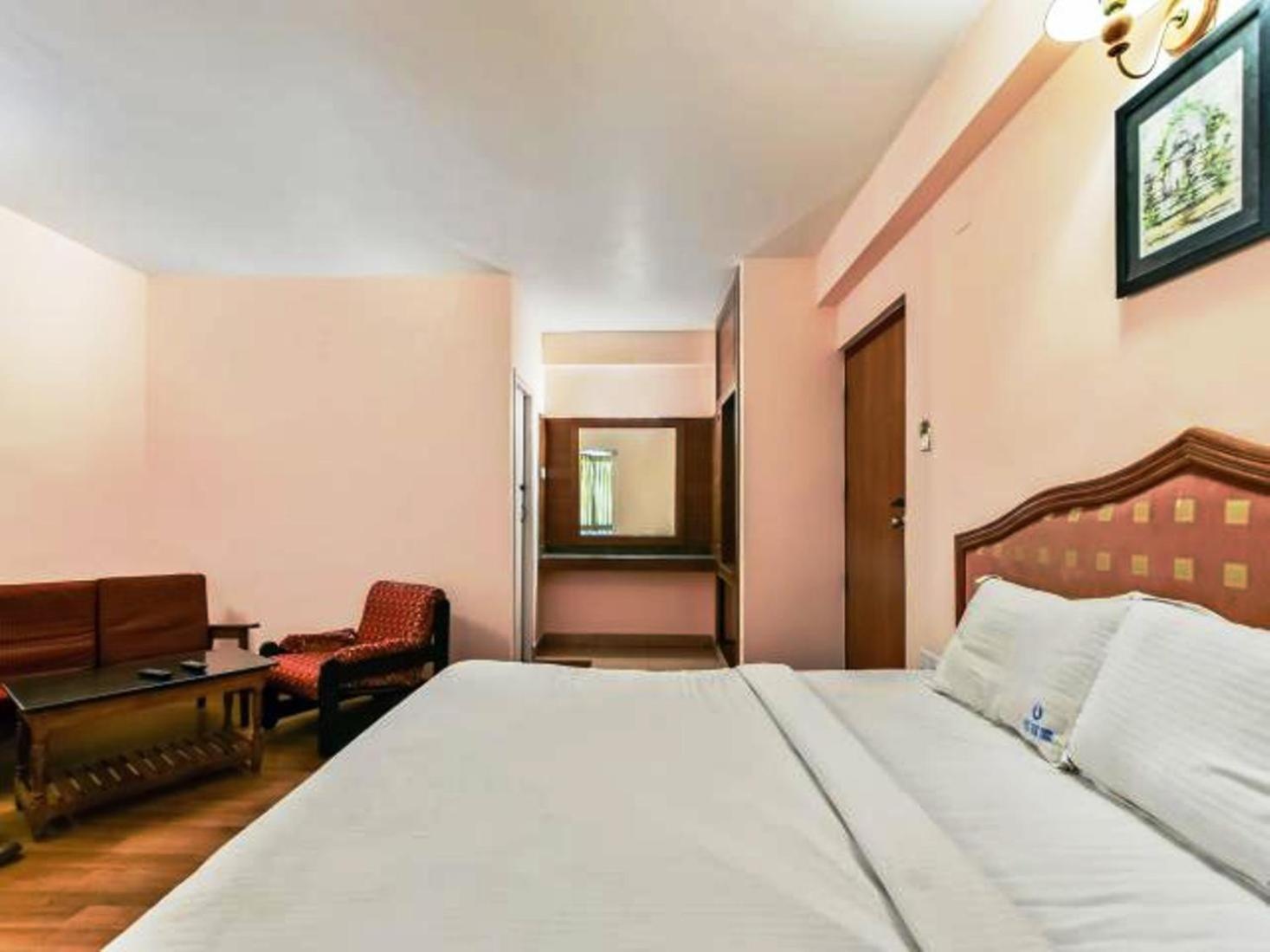 Hotel Blue Bird Ooty Ngoại thất bức ảnh