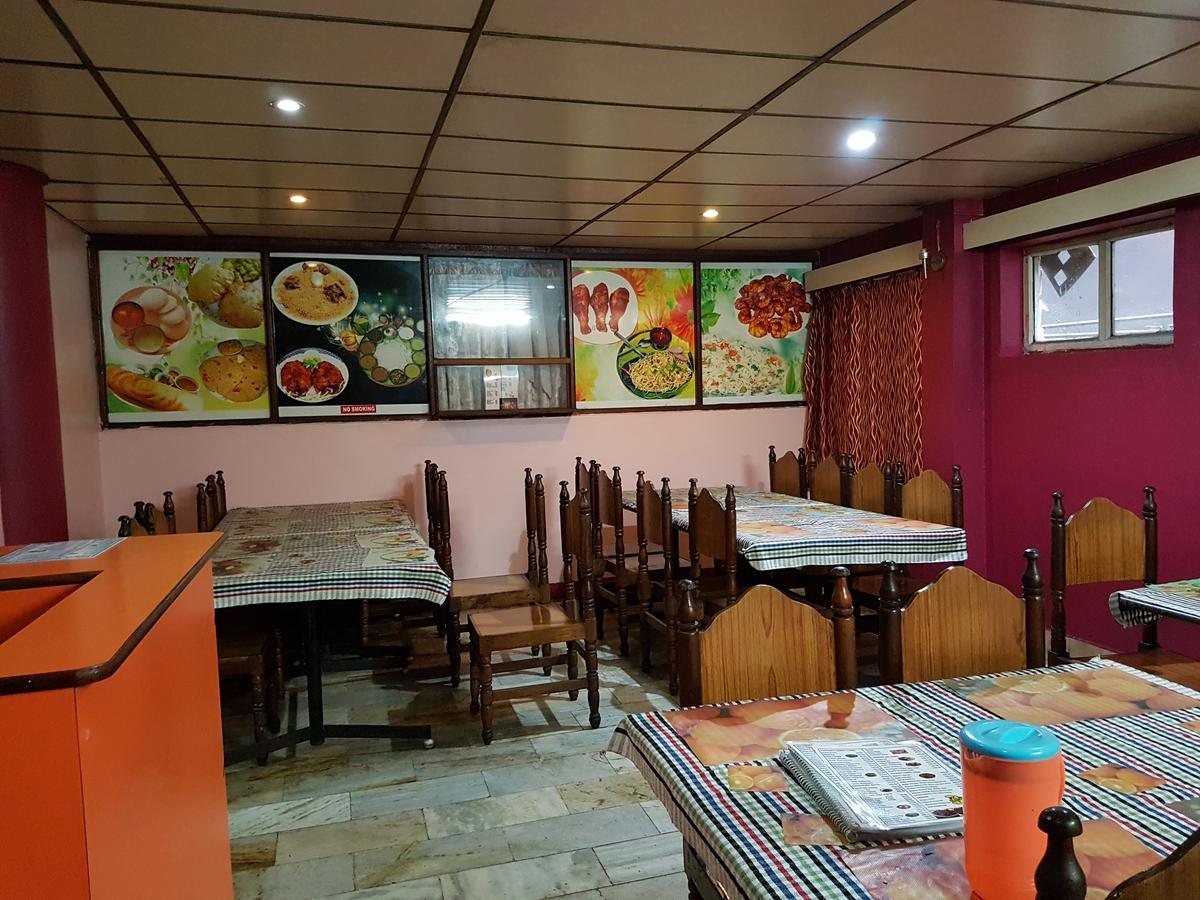 Hotel Blue Bird Ooty Ngoại thất bức ảnh